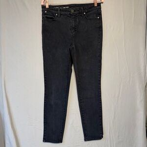 Talbots Flawless Womens Slim Ankle Jeans Size 8 Black Edgy Grunge Biker Punk